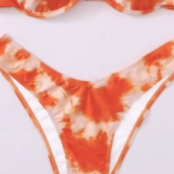 Orange & White tie-die bikini - Picture 3 of 3